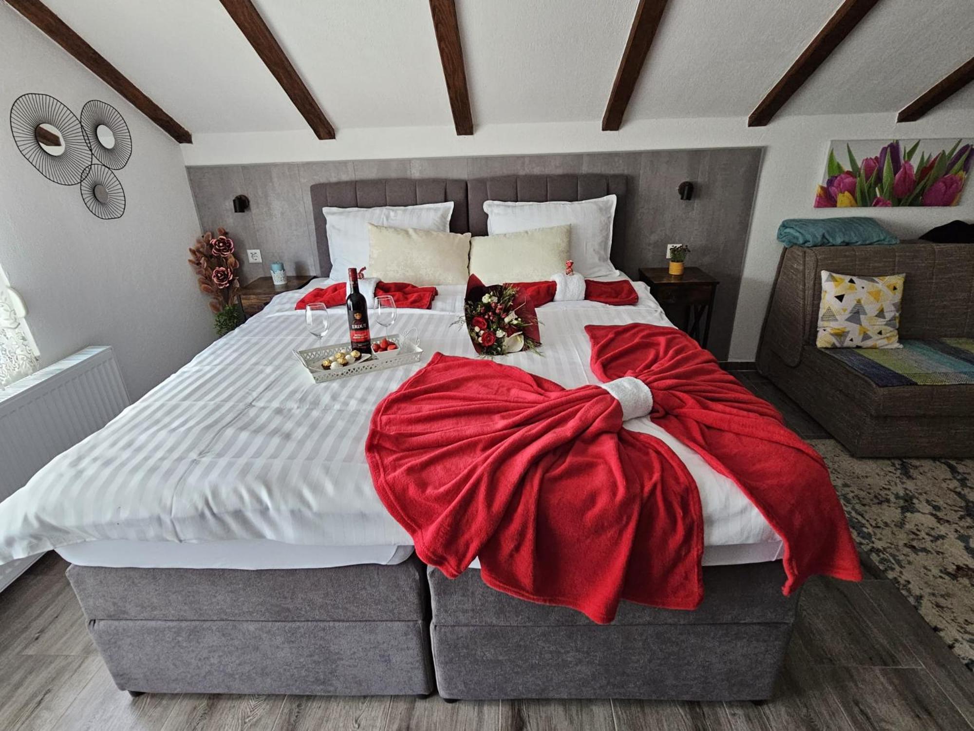 Ana Apartment Gracac  Ngoại thất bức ảnh